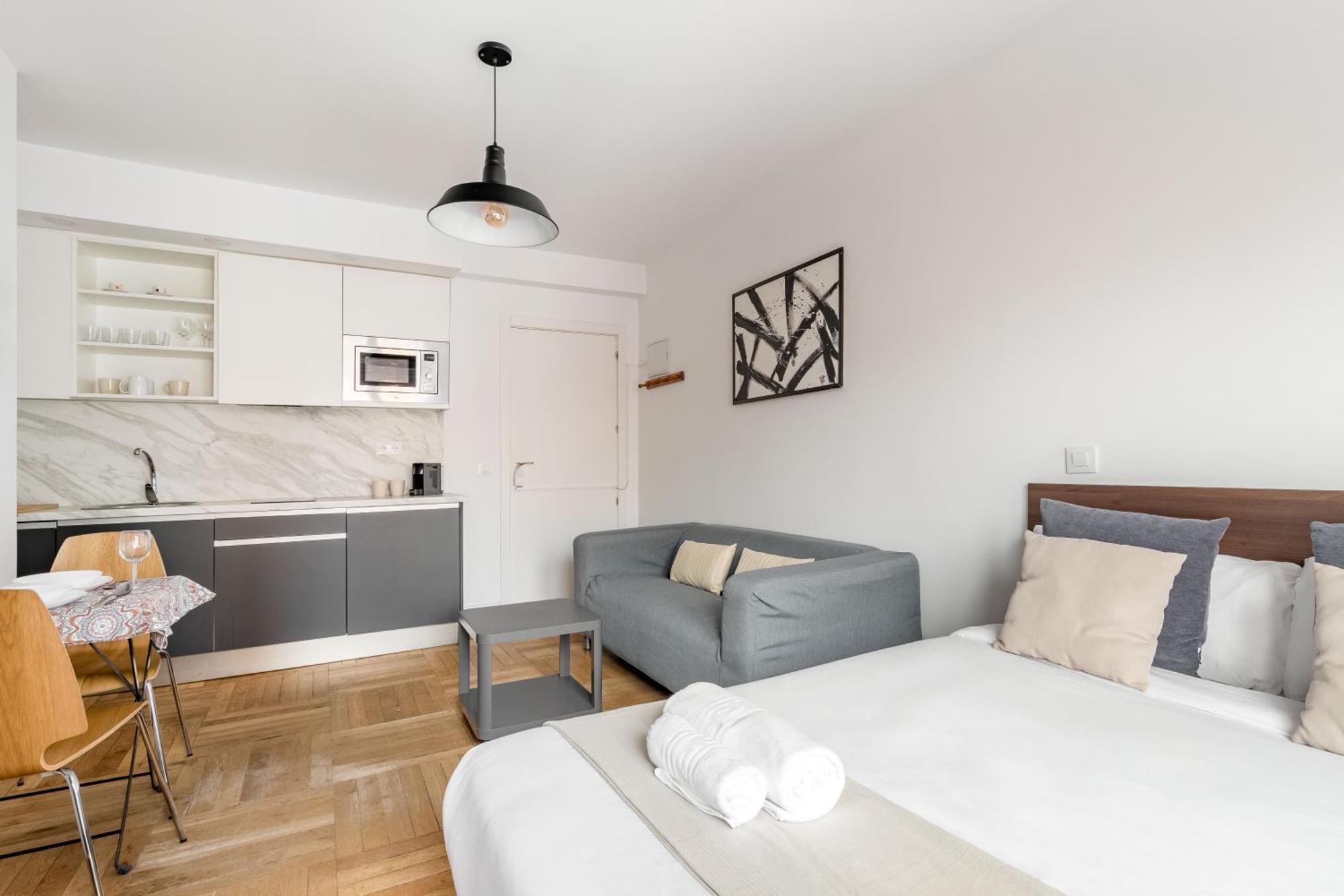 Charming Sol Studios Madrid Buitenkant foto